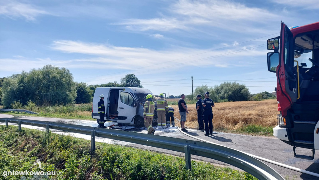 Pożar auta na ul. Spółdzielczej