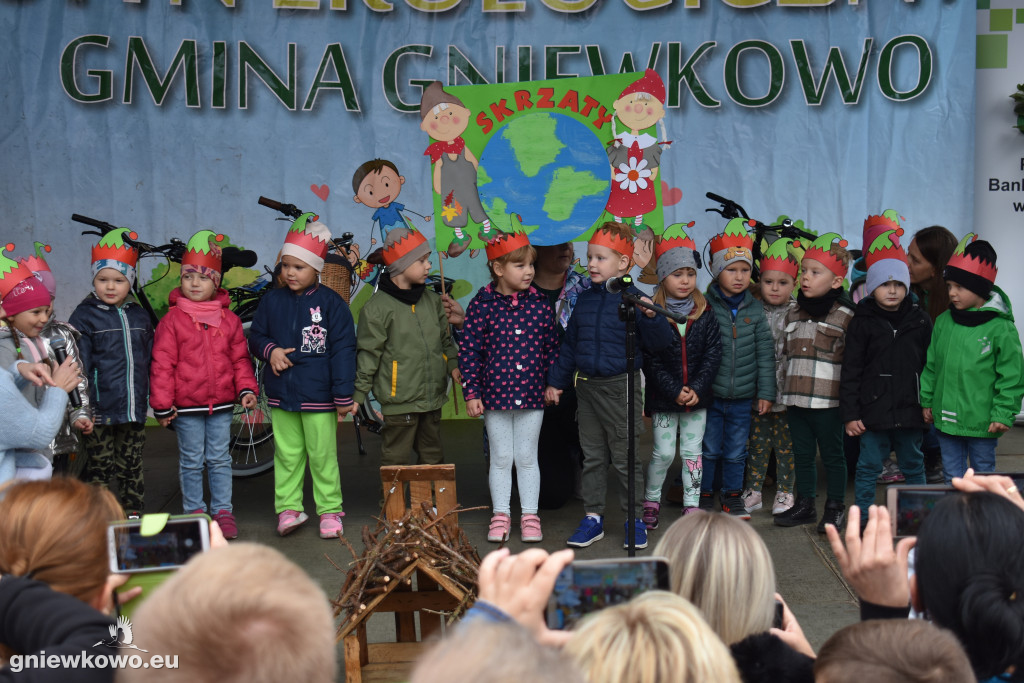 Festyn Ekologiczny na Rynku w Gniewkowie