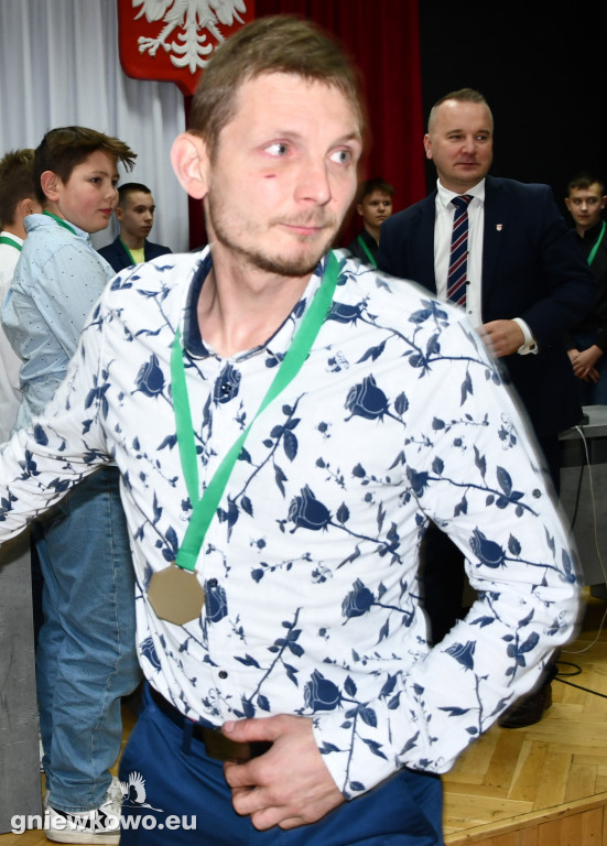 Wręczenie medali trampkarzom Unii
