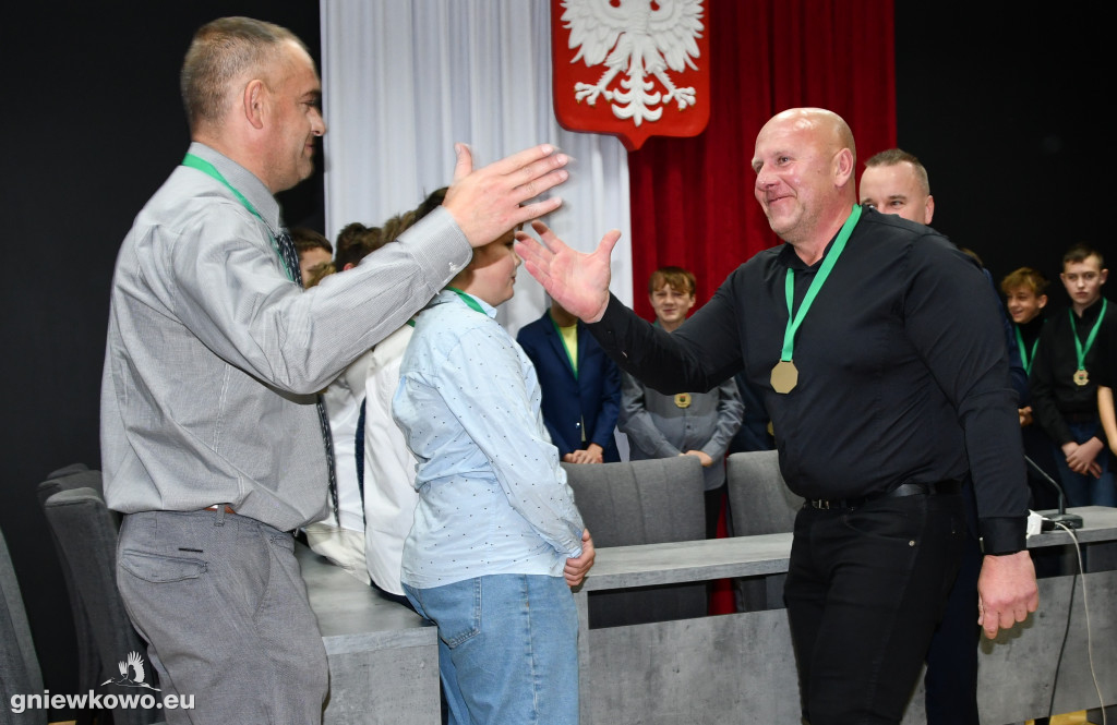 Wręczenie medali trampkarzom Unii