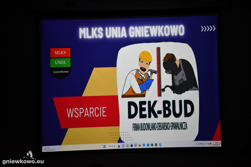 Wręczenie medali trampkarzom Unii