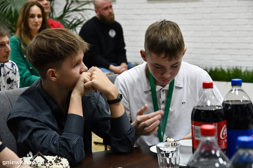 Wręczenie medali trampkarzom Unii