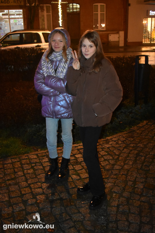 Otwarcie szopki i podświetlenie Rynku