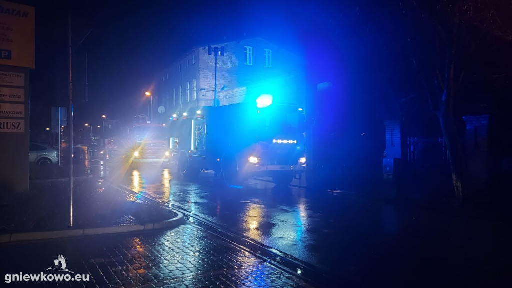 Pożar sadzy w kominie przy Dworcowej