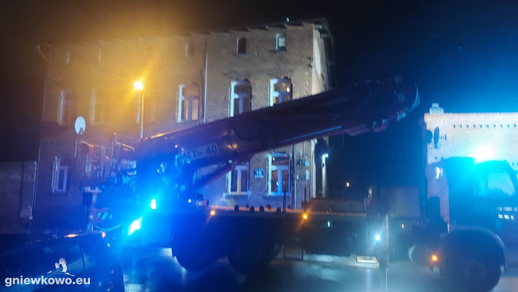 Pożar sadzy w kominie przy Dworcowej