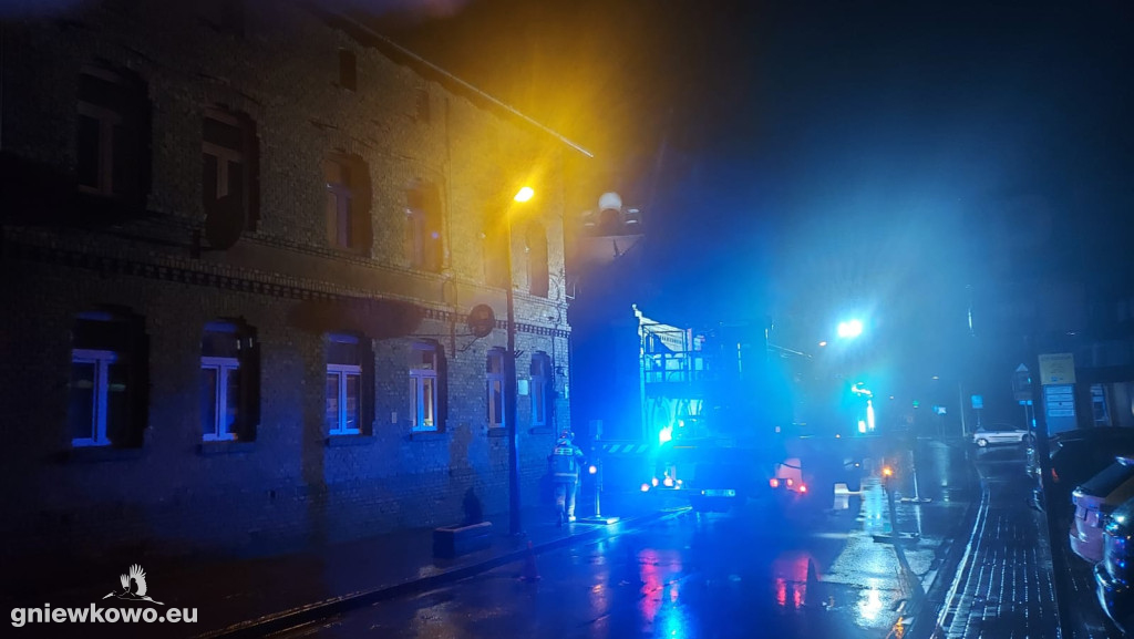 Pożar sadzy w kominie przy Dworcowej