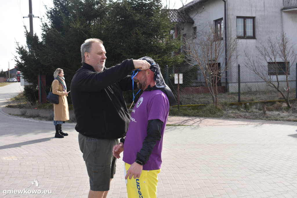 BIEG KOLOROWYCH SKARPETEK
