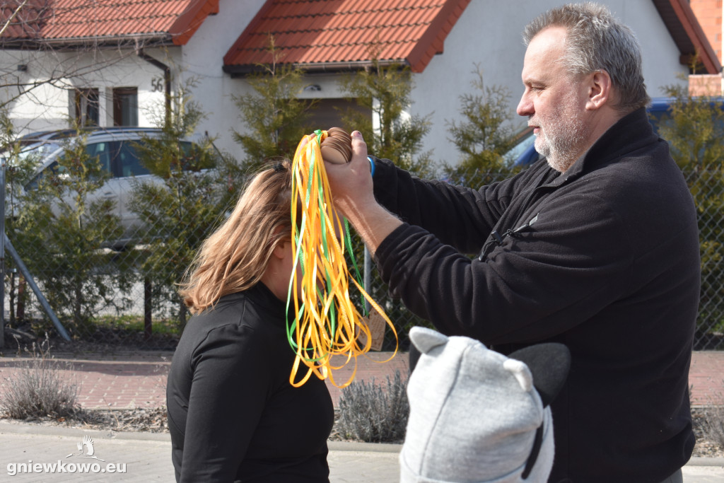 BIEG KOLOROWYCH SKARPETEK