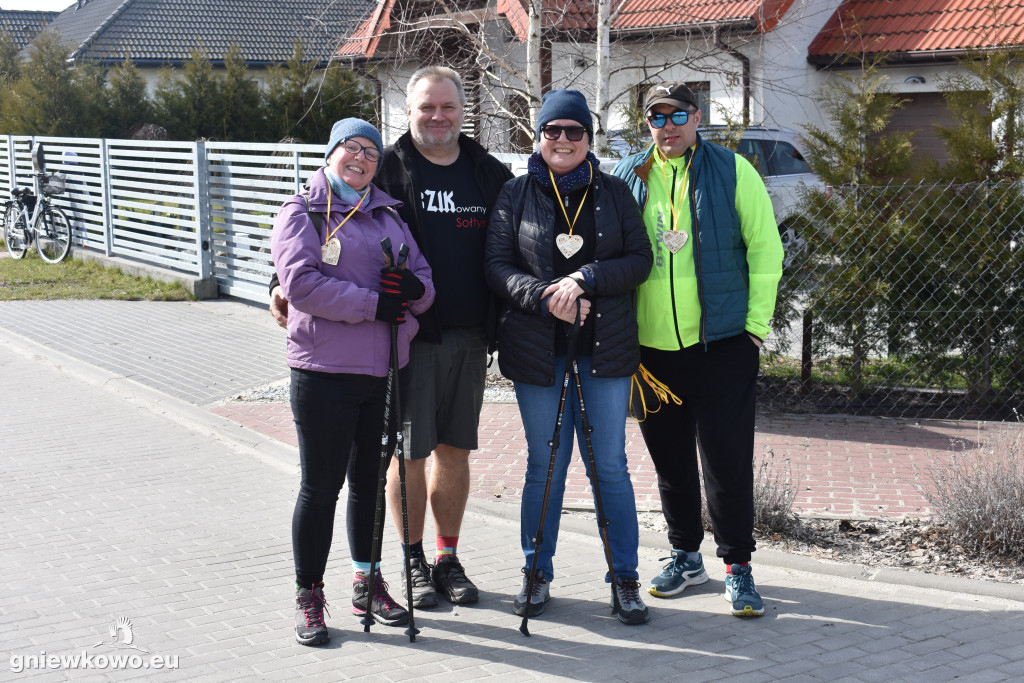BIEG KOLOROWYCH SKARPETEK