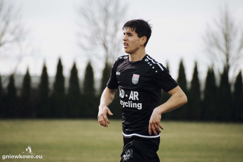 Sadownik Waganiec - Unia 25.3.23