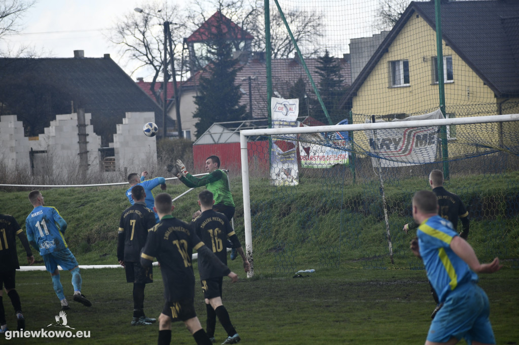 Mikrus - Zagłębie Piechcin 25.3.23