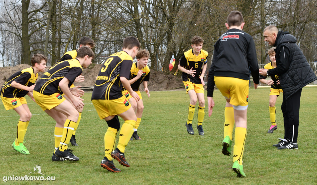 trampkarz Unia - Nasz Dom Racice 31.3.23