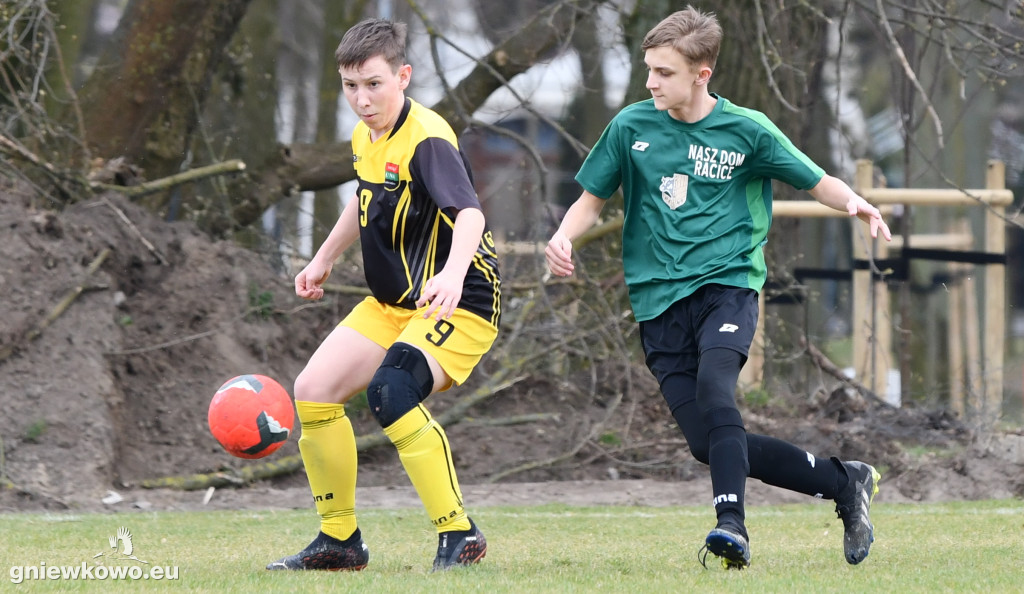 trampkarz Unia - Nasz Dom Racice 31.3.23