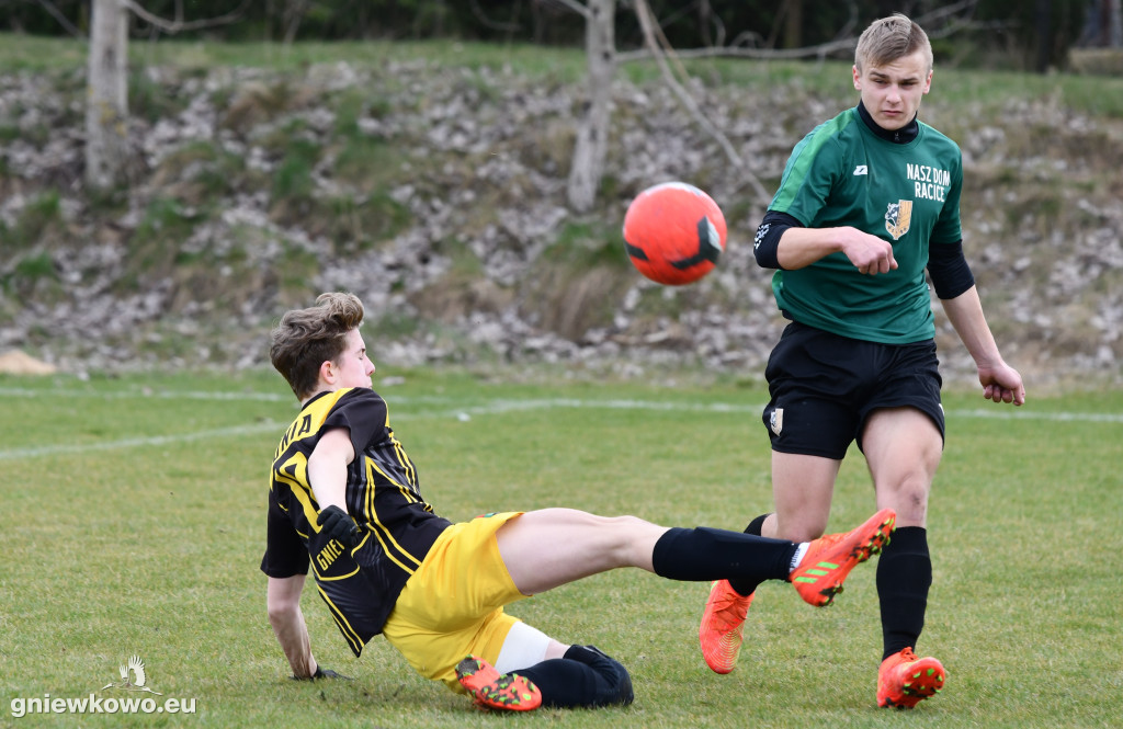 trampkarz Unia - Nasz Dom Racice 31.3.23