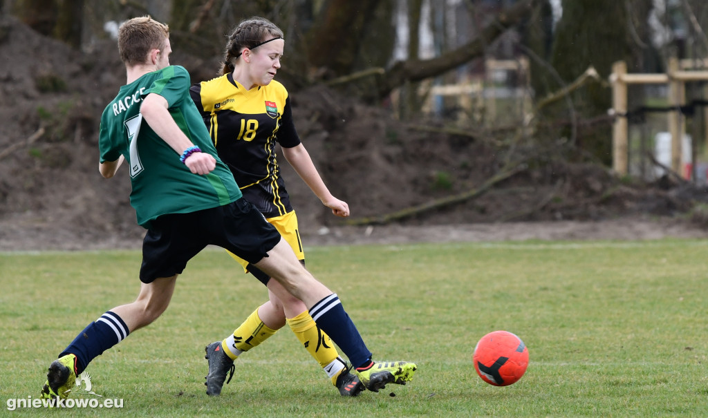 trampkarz Unia - Nasz Dom Racice 31.3.23