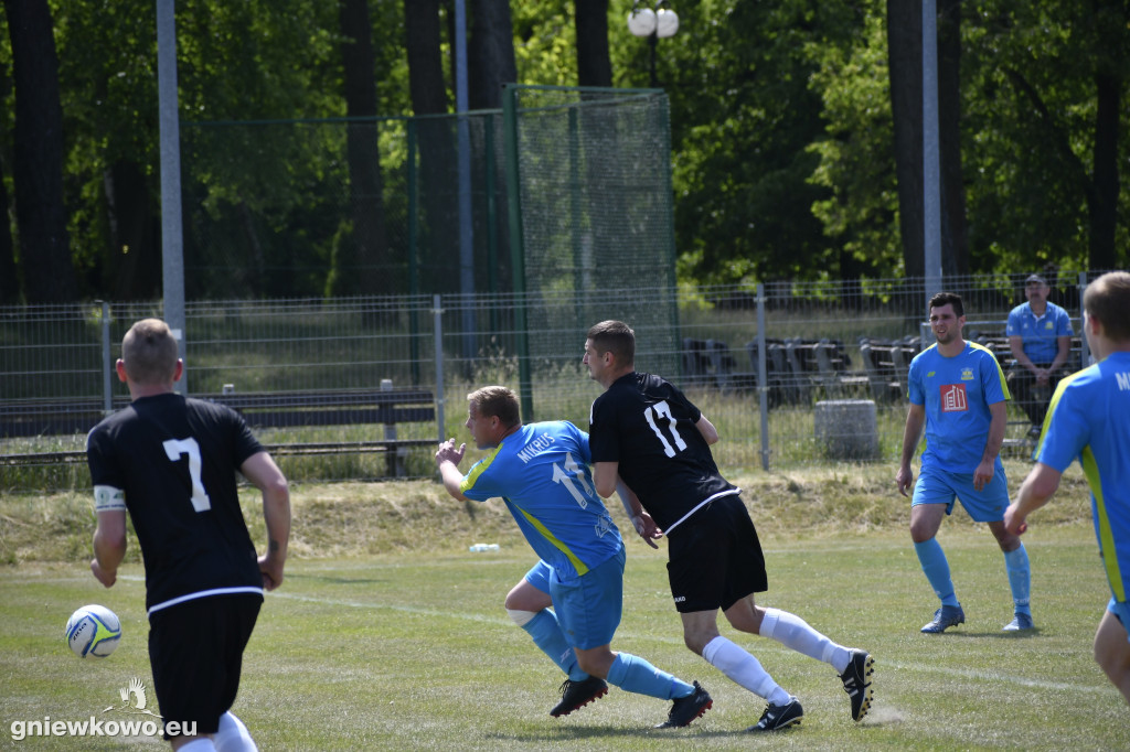 Dąb Bąkowo/Dąbrowa Biskupia - Mikrus 27.5.23