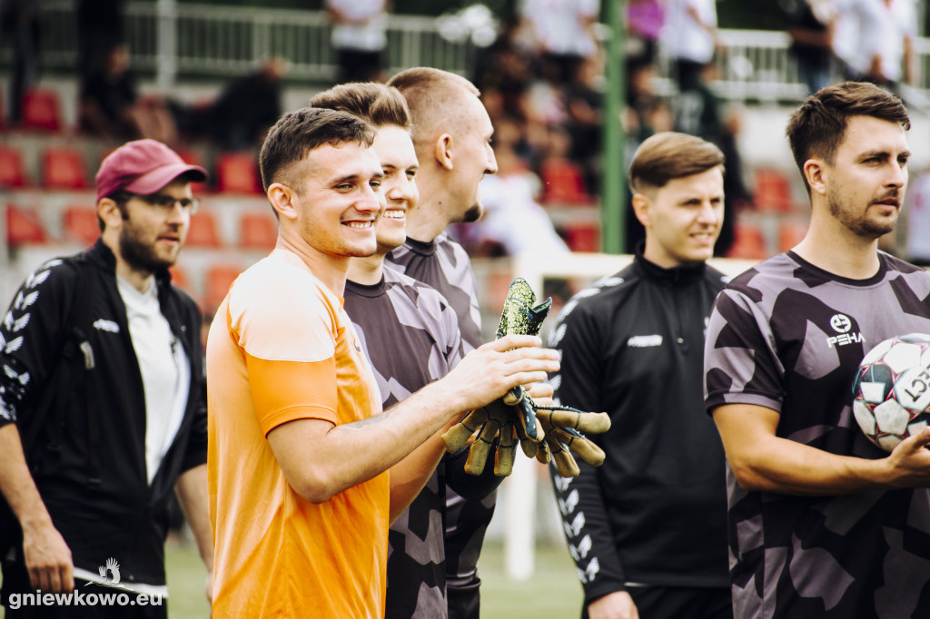 MŚ w Udawaniu Gry w Piłkę #PADAKA2023