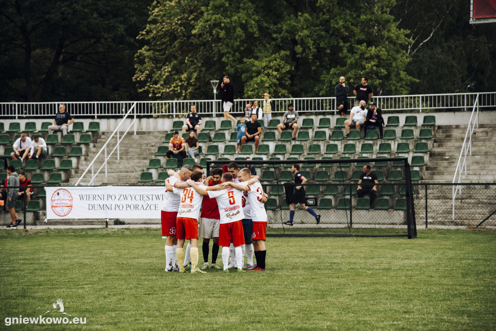 MŚ w Udawaniu Gry w Piłkę #PADAKA2023