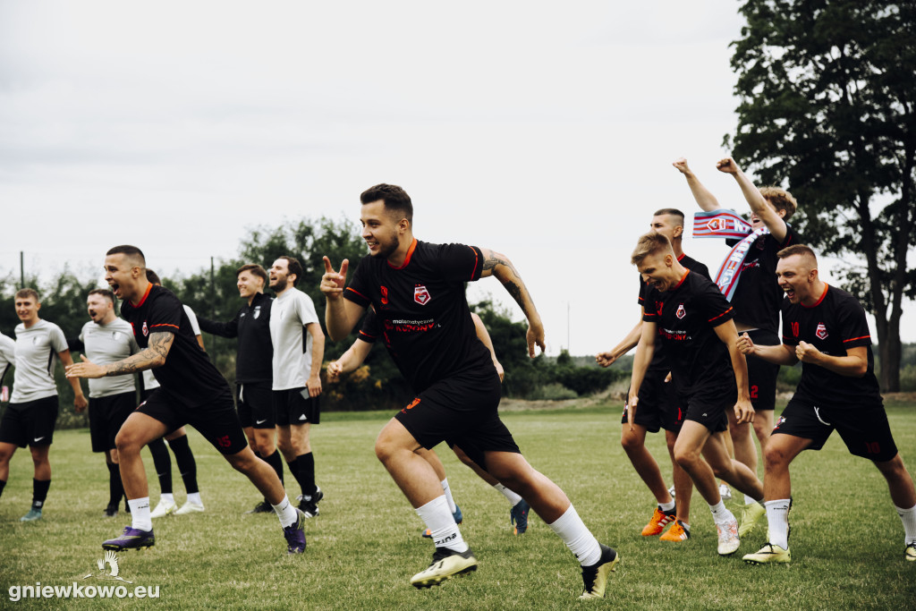 MŚ w Udawaniu Gry w Piłkę #PADAKA2023