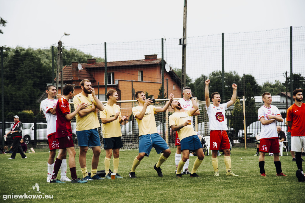 MŚ w Udawaniu Gry w Piłkę #PADAKA2023