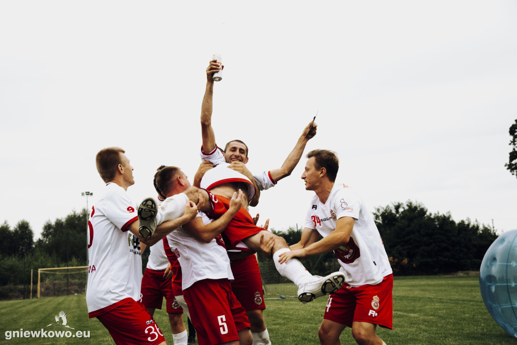 MŚ w Udawaniu Gry w Piłkę #PADAKA2023