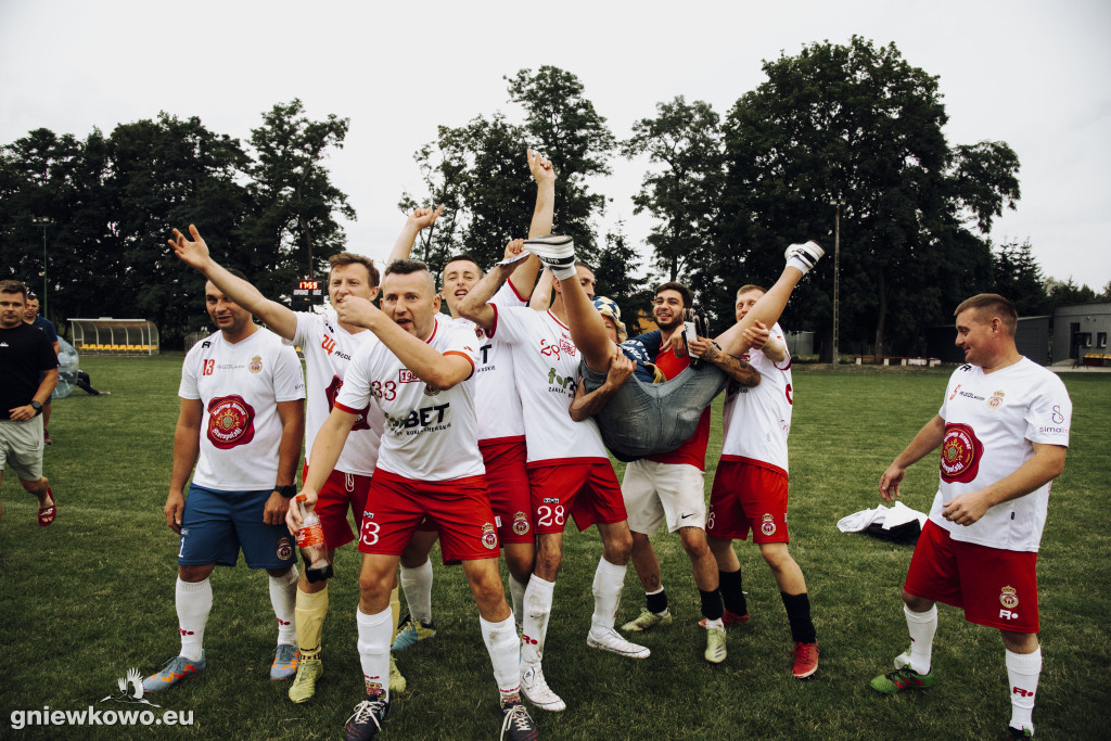MŚ w Udawaniu Gry w Piłkę #PADAKA2023