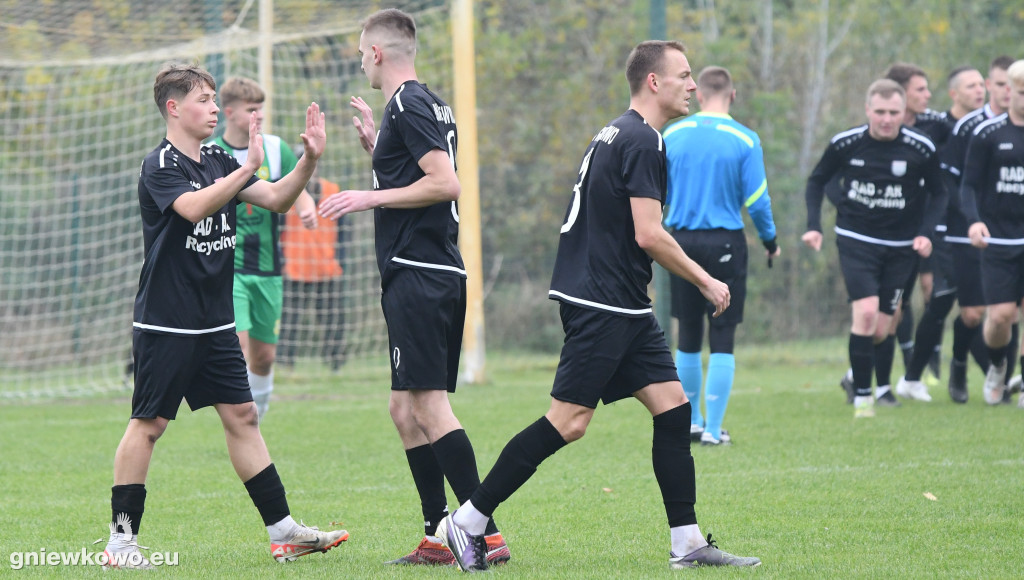 Unia - Sadownik Waganiec 21.10.23