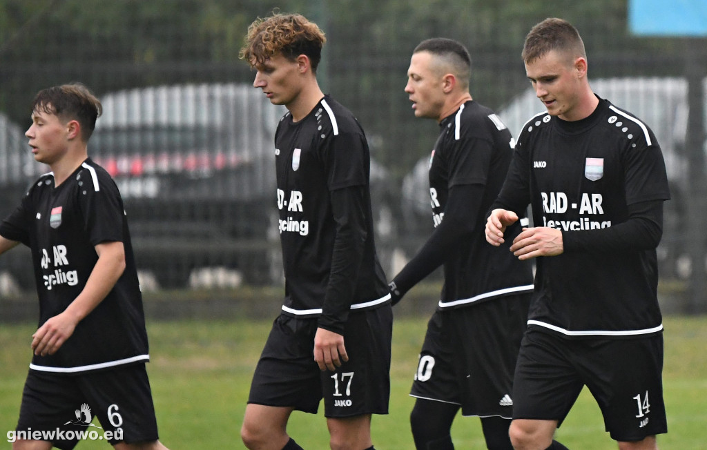 Unia - Sadownik Waganiec 21.10.23