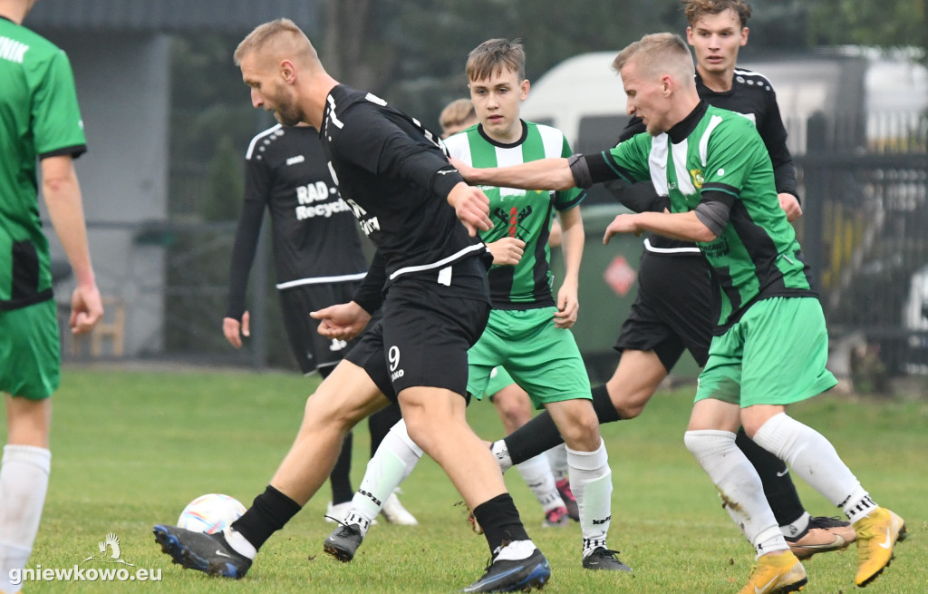 Unia - Sadownik Waganiec 21.10.23