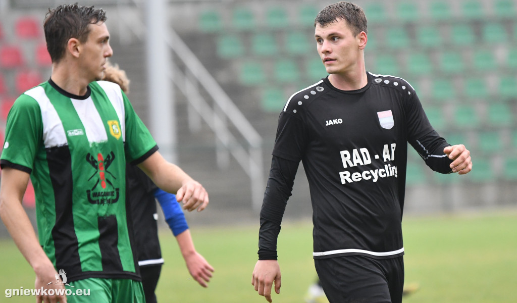 Unia - Sadownik Waganiec 21.10.23