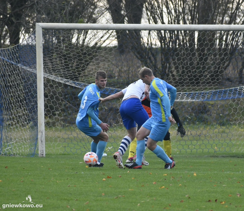 Pogoń II Mogilno - Mikrus 5.11.23