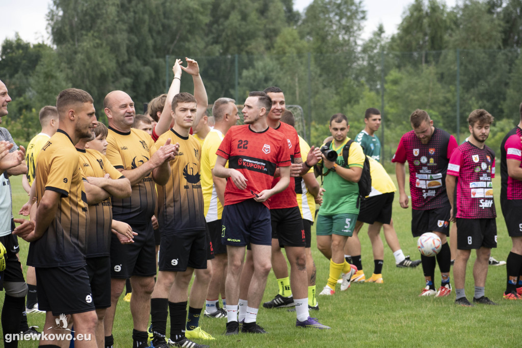 Mistrzostwa Świata w Udawaniu Gry w Piłkę 13.7.24