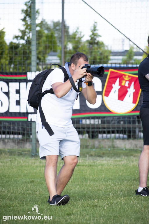 Mistrzostwa Świata w Udawaniu Gry w Piłkę 13.7.24