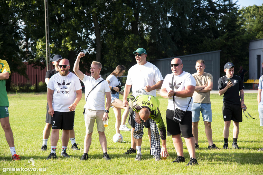 Mistrzostwa Świata w Udawaniu Gry w Piłkę 13.7.24