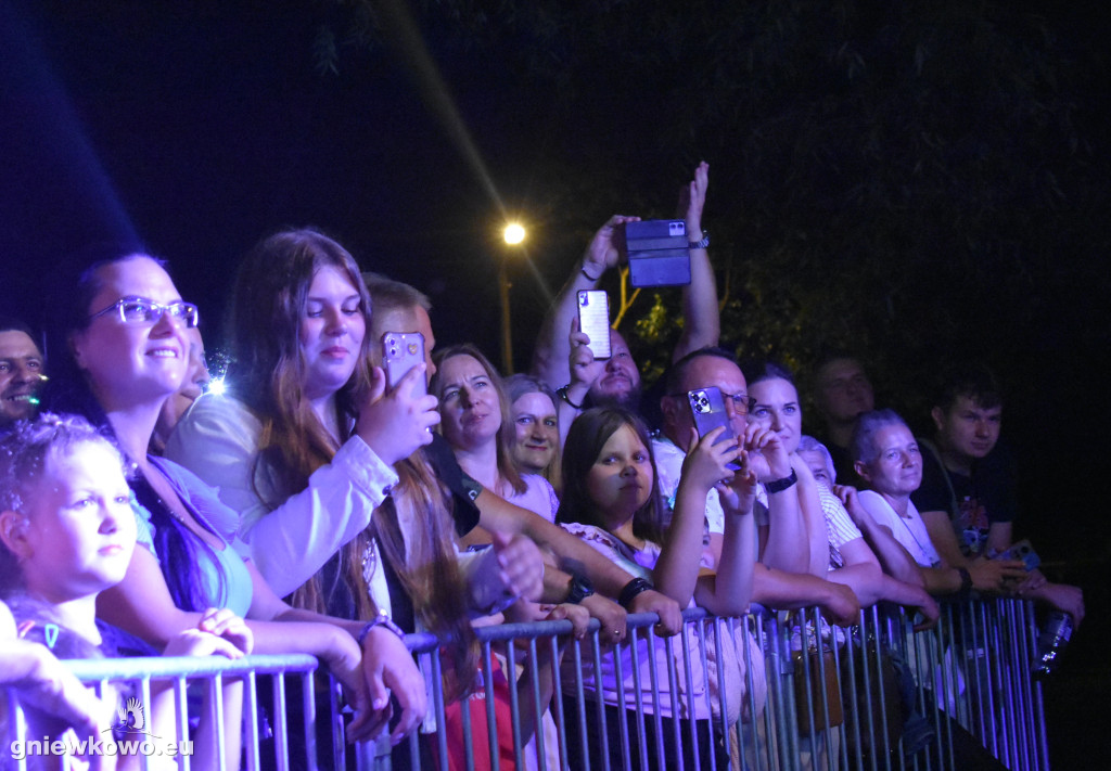 Gminne Święto Plonów 2024 - koncert zespołu Defis