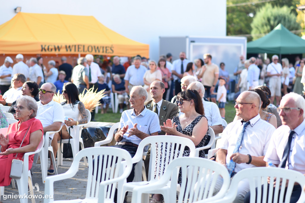 Gminne Święto Plonów 2024 - koncert zespołu Defis