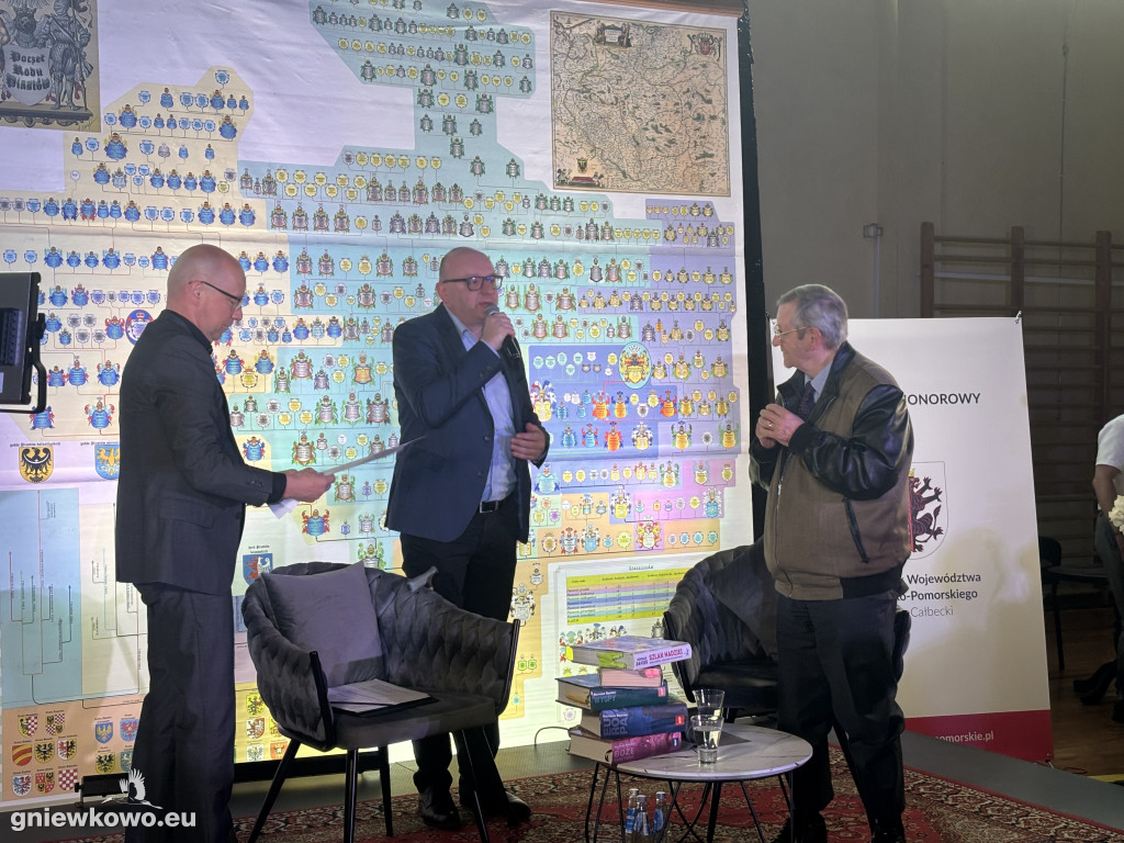 Prof. Norman Davies gościł w Gniewkowie