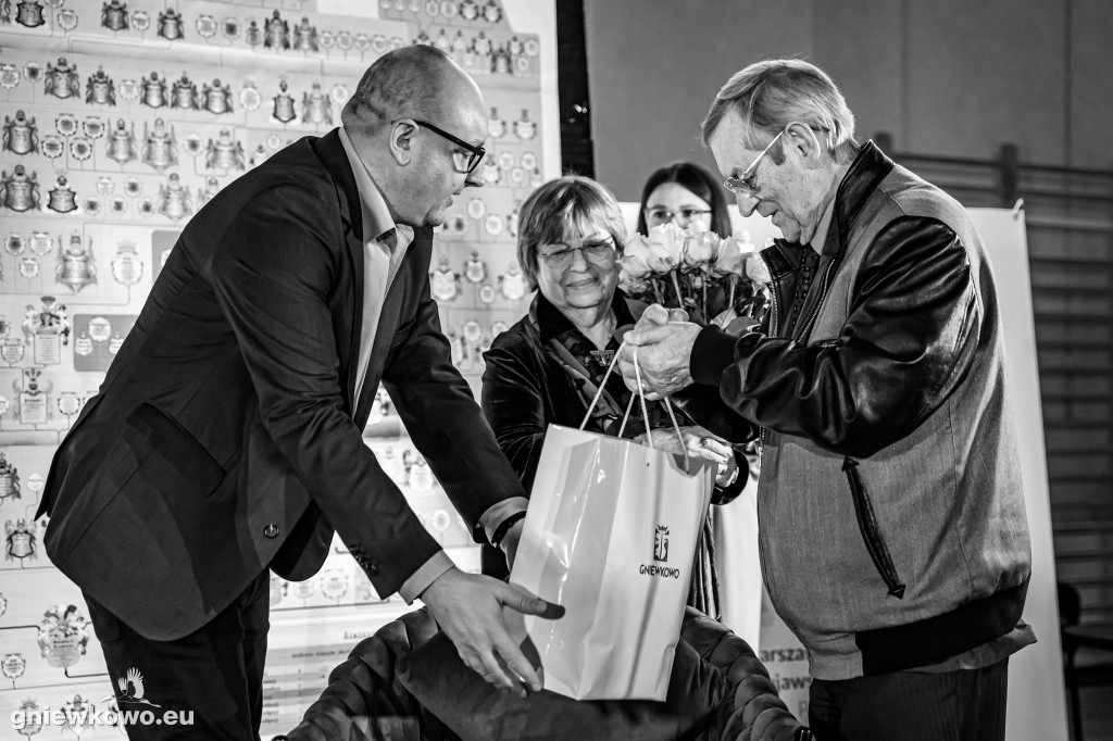 Profesor Norman Davies w Gniewkowie