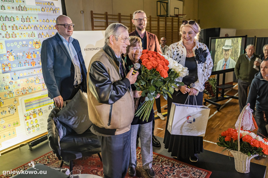 Profesor Norman Davies w Gniewkowie