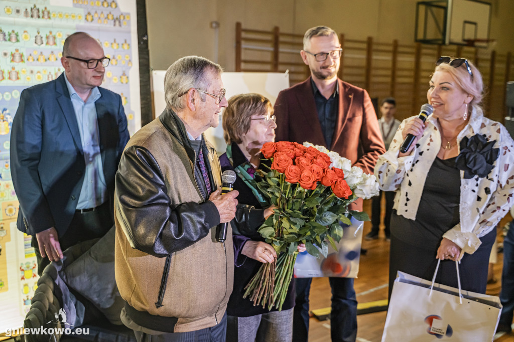Profesor Norman Davies w Gniewkowie