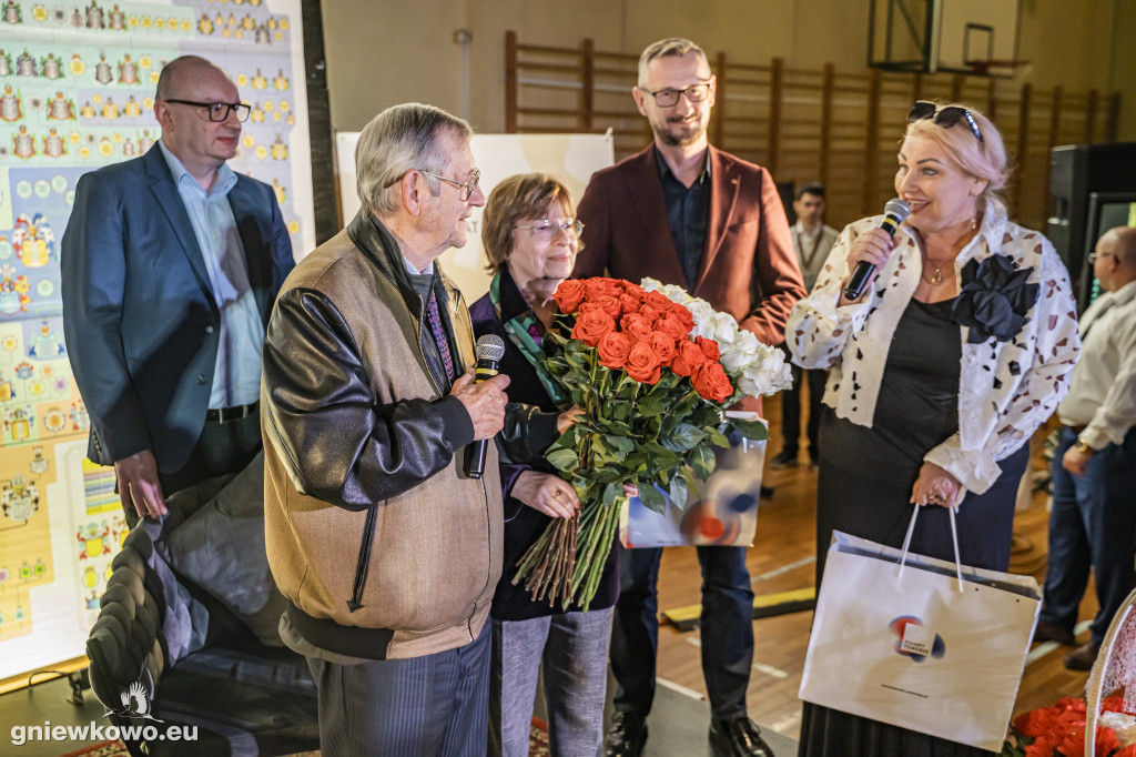 Profesor Norman Davies w Gniewkowie