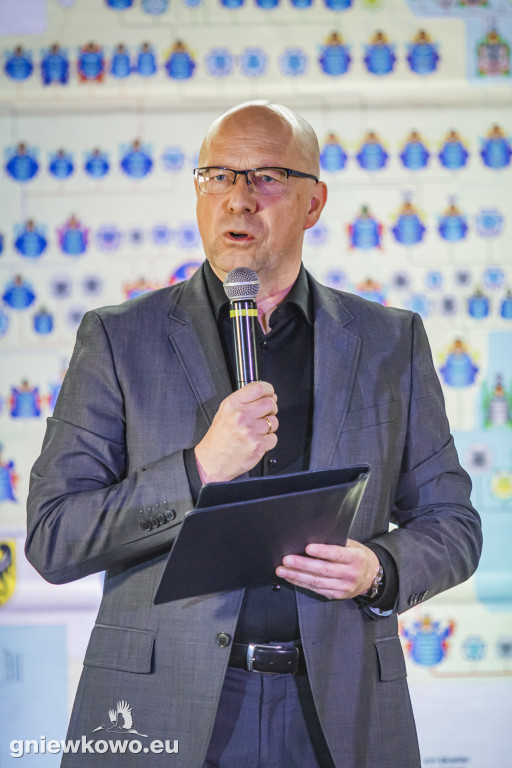 Profesor Norman Davies w Gniewkowie