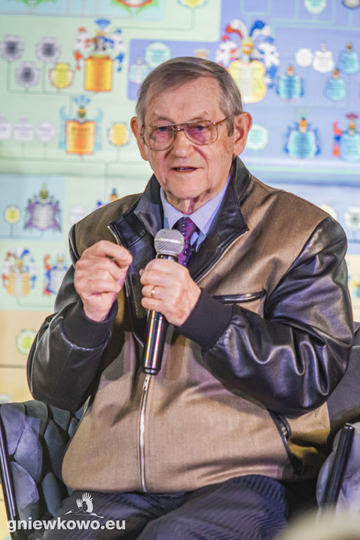 Profesor Norman Davies w Gniewkowie