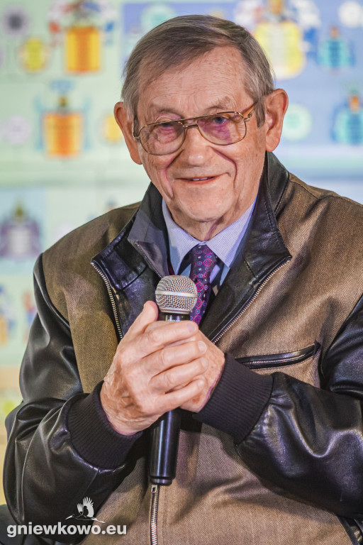 Profesor Norman Davies w Gniewkowie