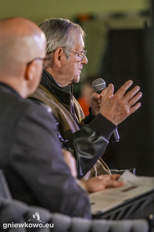 Profesor Norman Davies w Gniewkowie