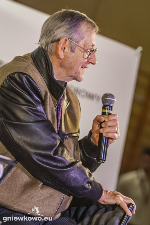 Profesor Norman Davies w Gniewkowie