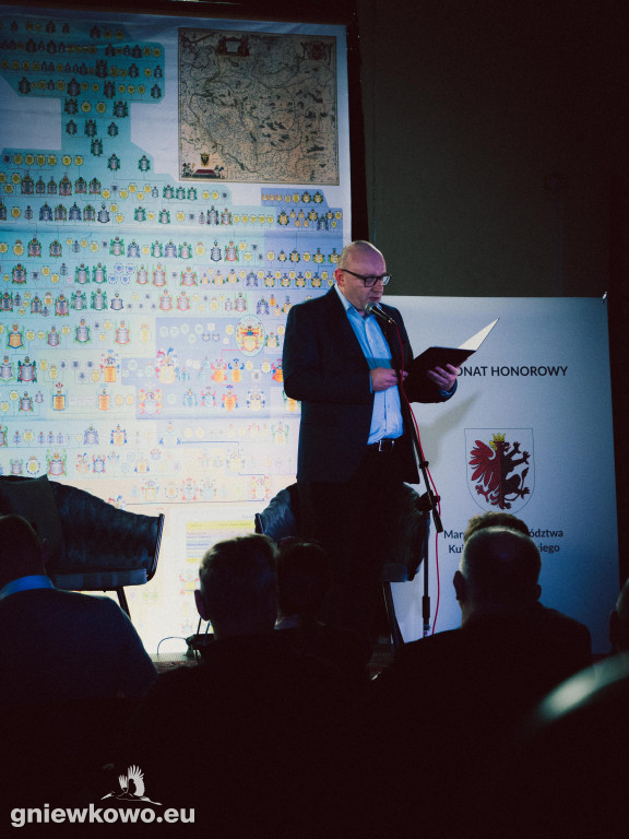 Profesor Norman Davies w Gniewkowie