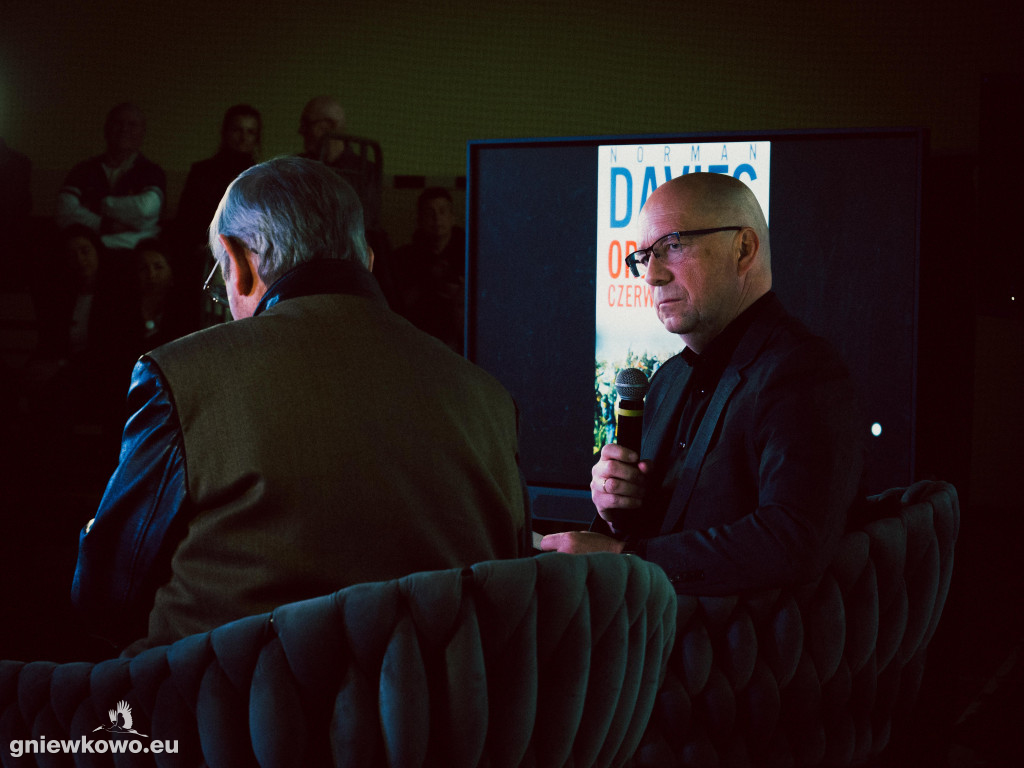 Profesor Norman Davies w Gniewkowie