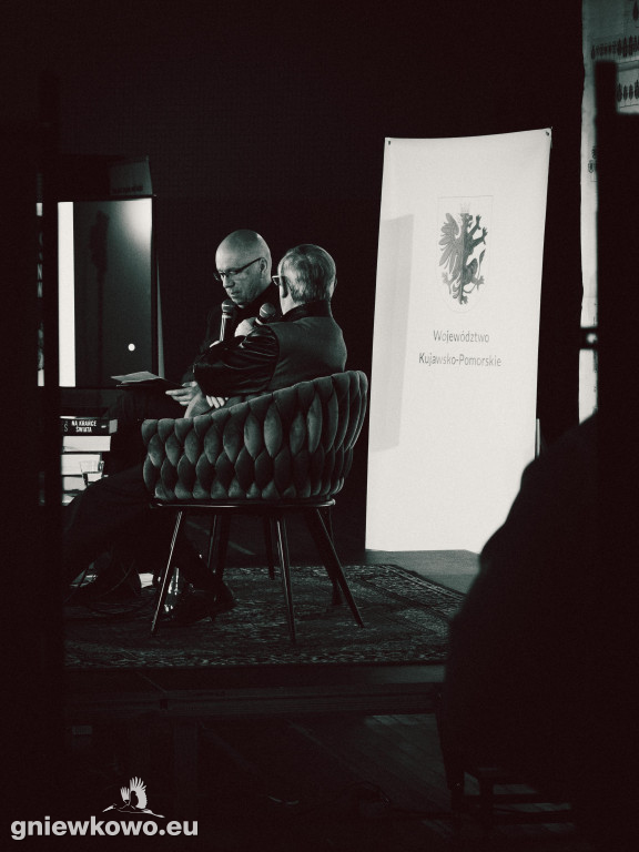Profesor Norman Davies w Gniewkowie