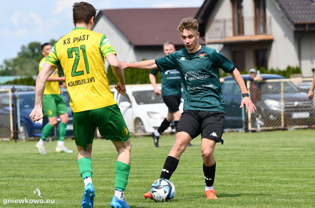 Galeria Piast Kołodziejewo – Unia Gniewkowo